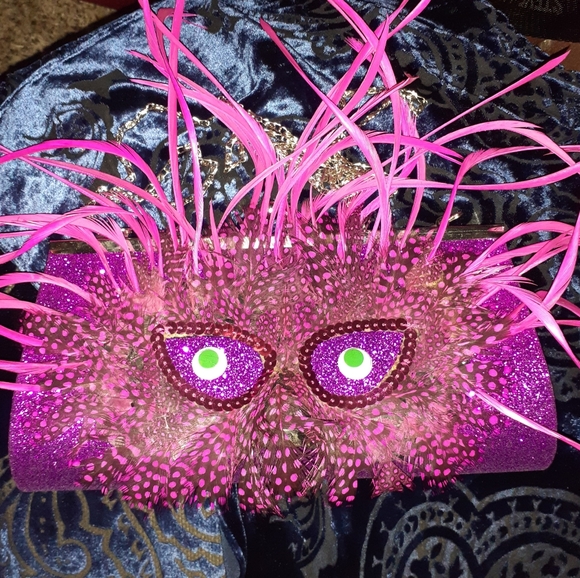 Accessories - Crazy face purse, with real feathers